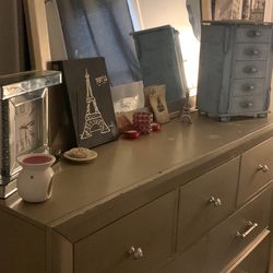 Dresser And Mirror