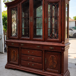 Solid wood traditional China cabinet hutch