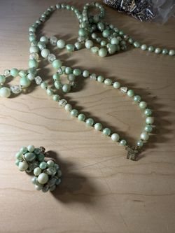 Mid Century bead necklace& clip Earings Set vintage 