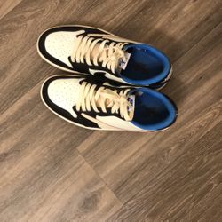 Travis Scott Jordan 1 Retro Low OG SP Size 10