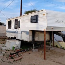 Camper Trailer For $2500