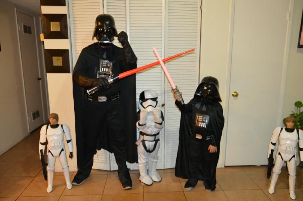 Dart Vader costume size adult large