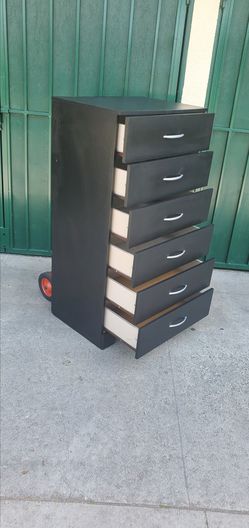 Dresser 26 inches wide
