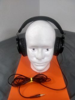 PERFORMANCE P8000 MONITORING HEADPHONES
