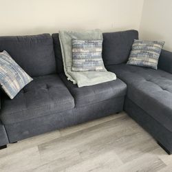 Rooms 2 Go Blue Couch with Chaise and Pull Out Sleeper