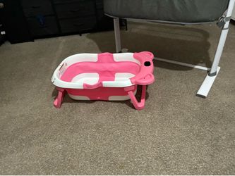 Baby bassinet  and tub