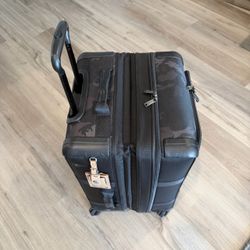 Large Tumi Expandable Check-in Trunk Luggage