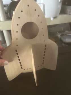 Wooden rocket lamp