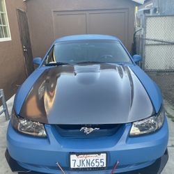 2000 Ford Mustang