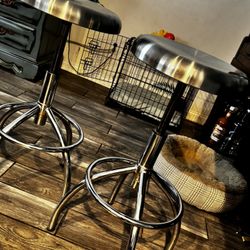 Bar Stools 