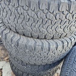 (FOUR) 285 70 17 BFGOODRICH TIRES $200 INSTALLED 