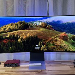 Samsung OLED Odyssey G8 34” HDR Ultrawide Gaming Monitor