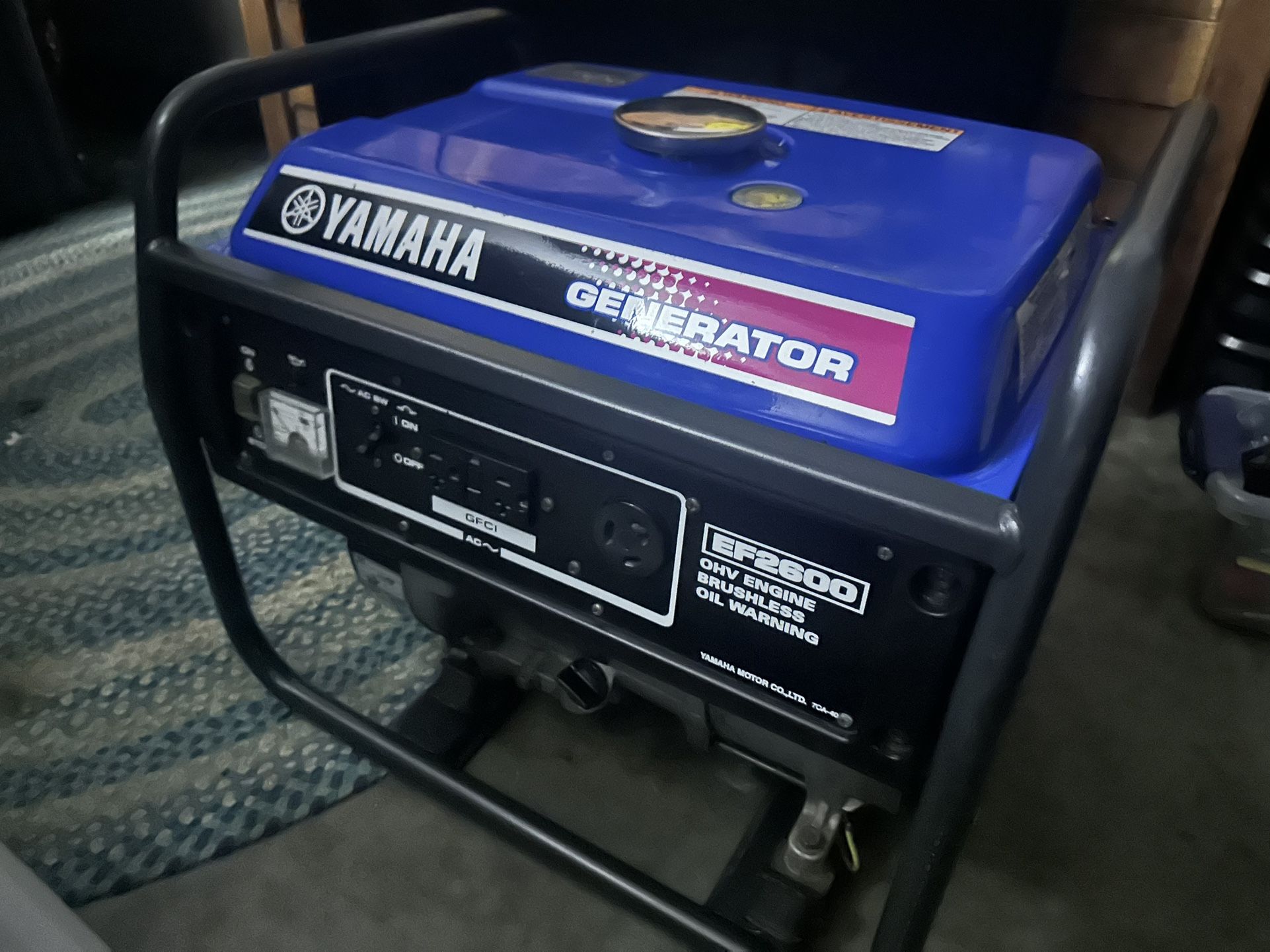 Yamaha EF2600 Generator-MINT