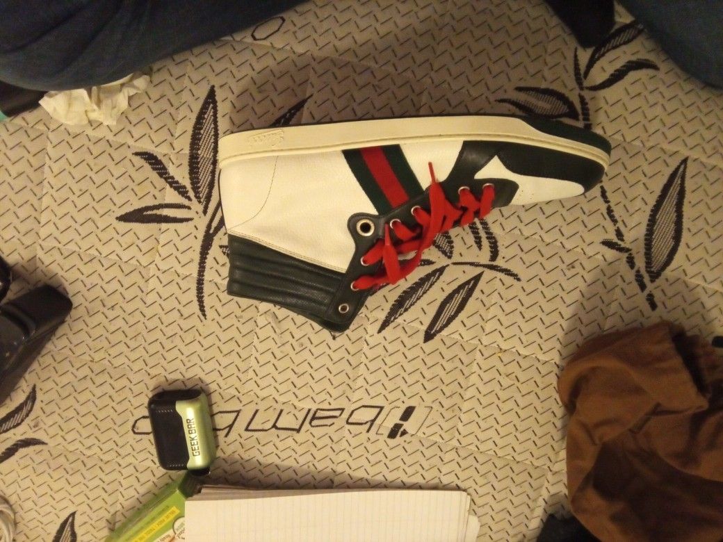 Gucci Shoes