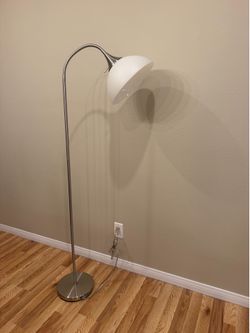 Modern Gooseneck Floor Lamp – Frosted Dome Shade