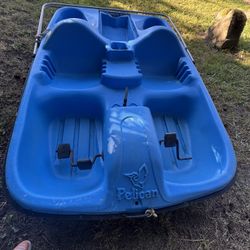 Pedal Boat (pelican)