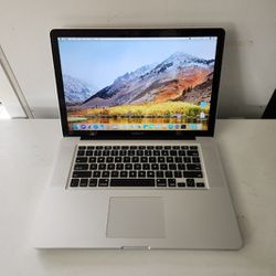 Apple MacBook Pro - Like New 