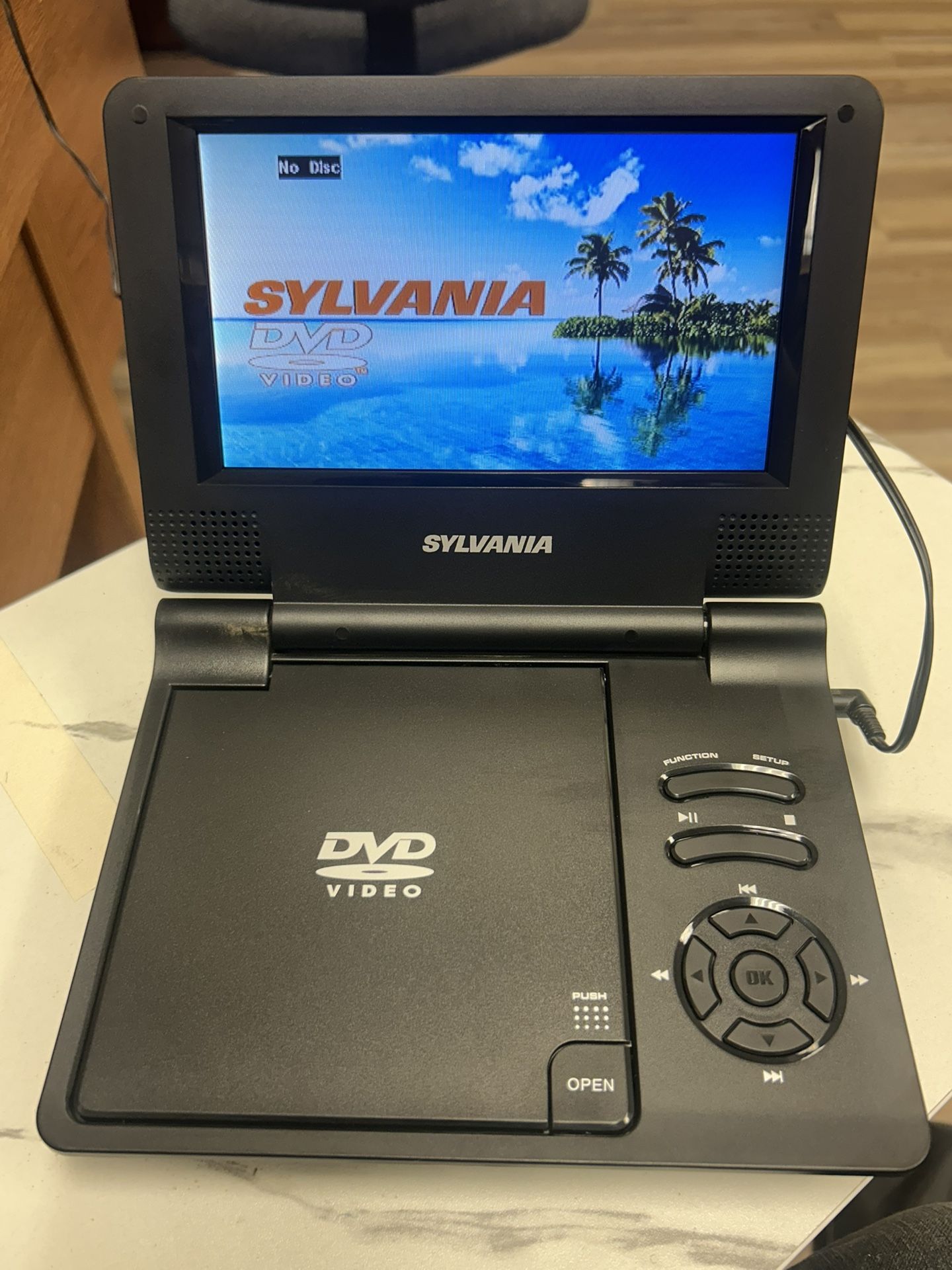 Sylvania Portable DVD Player – Great Condition, Works Perfectly!