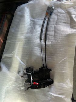 2018-2023 Hyundai Kona Rear Door Latch Assembly Left Hand (oem)
