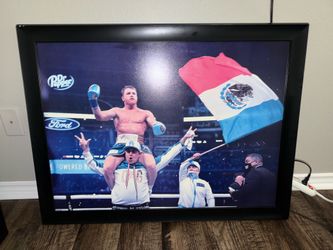 Canelo wall decor