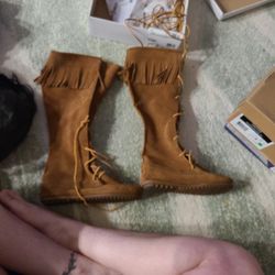 Minnetonka Knee Length Leather Suede Boots