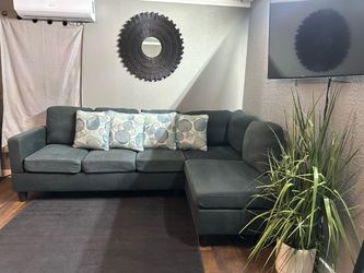 Dark Gray Sectional Sofa with Chaise