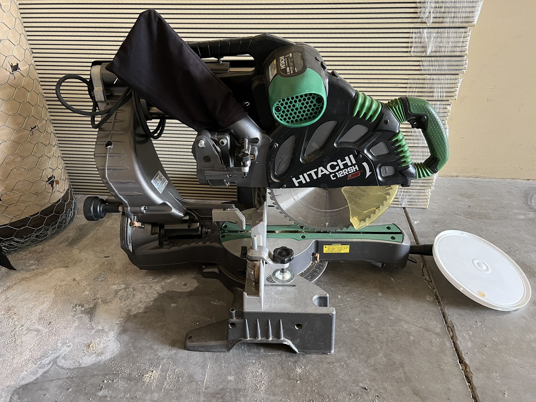 Hitachi 12” Mitre Saw