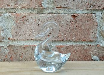 Vintage Art Glass Swan Figurine
