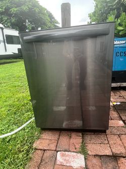 Dishwasher, (Lava platos)