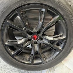 Jeep Grand Cherokee SRT wheels