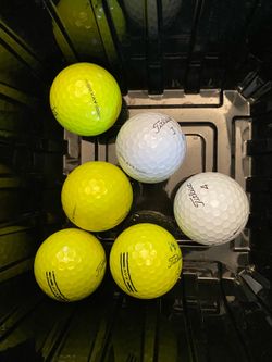 Golf ballsTitleist AVX