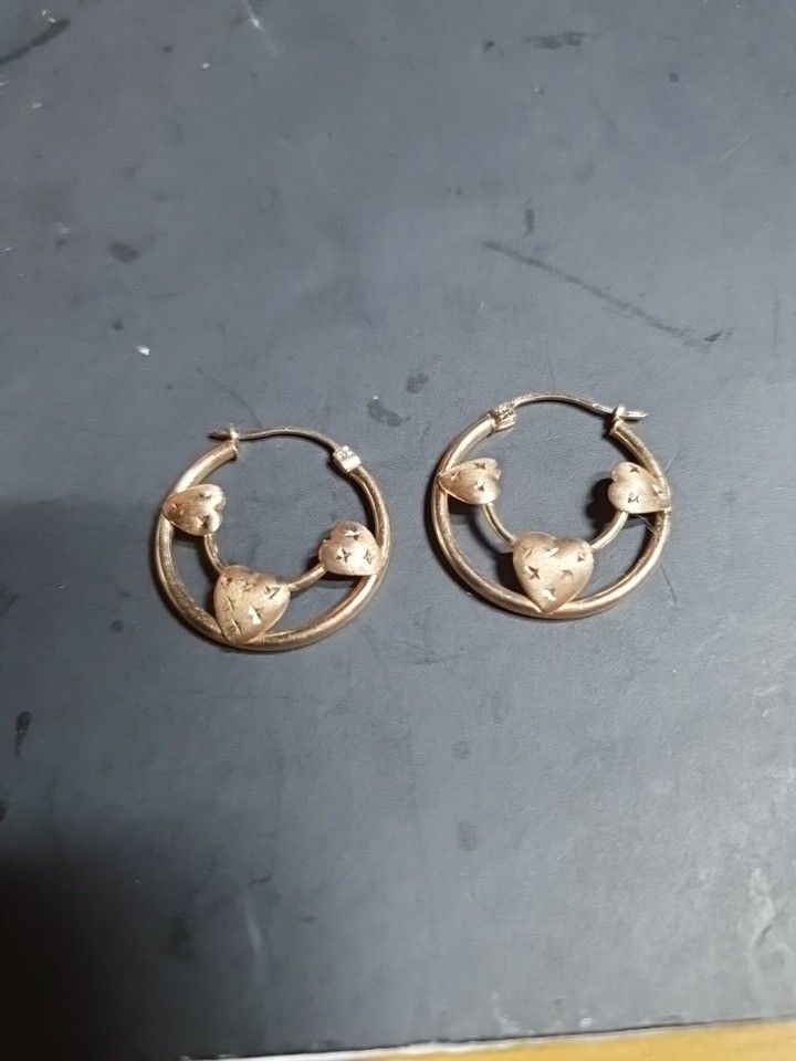 10k Yellow Gold Heart Hoop Ear Rings