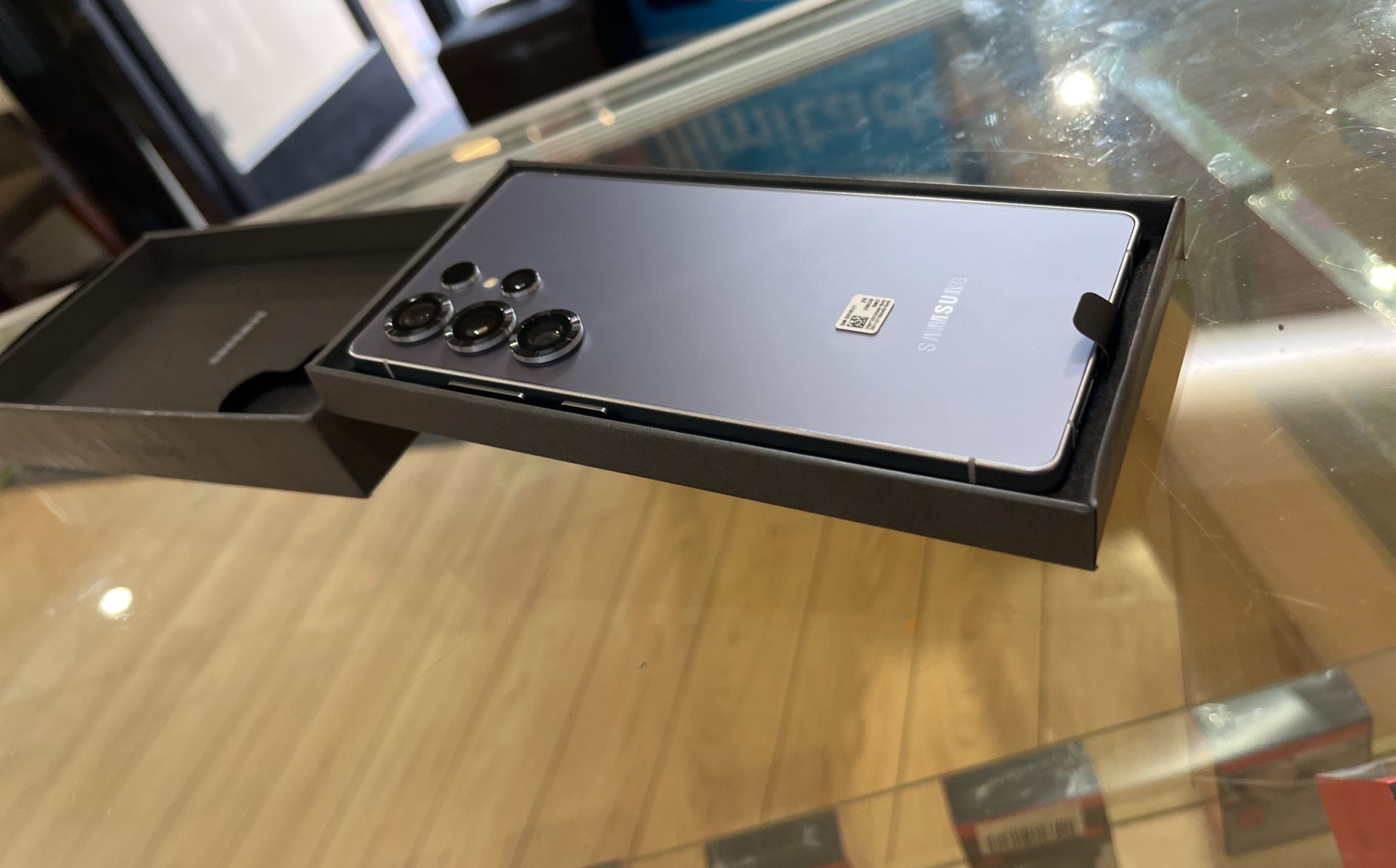 Samsung Galaxy S25 Ultra 256Gb Factory Unlocked/ Liberado De Compania