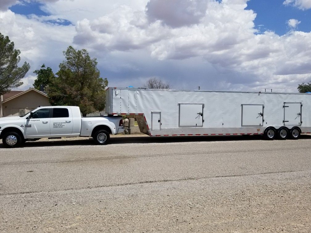 2016 FREEDOM ENCLOSED 2 CAR TRAILER 48" FOOTER.