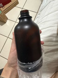 6 plastic Amber Bottles for shampoo/conditioner or lotion