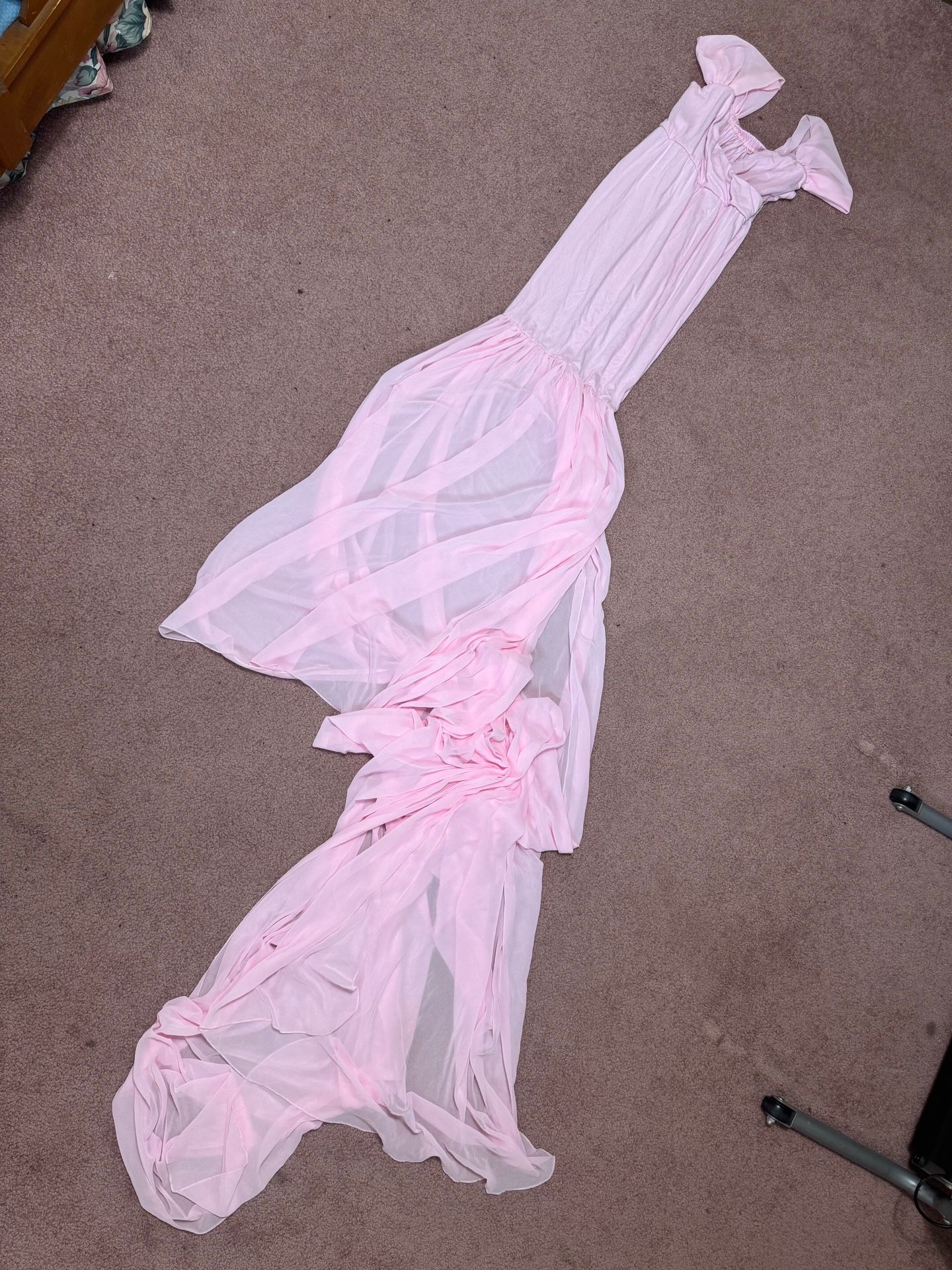 New Medium pink maternity dress photo gown long Flowy train stretchy