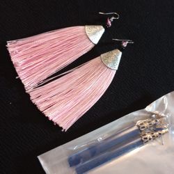 NWT In Package Dark Blue Colored Fashion Earrings 