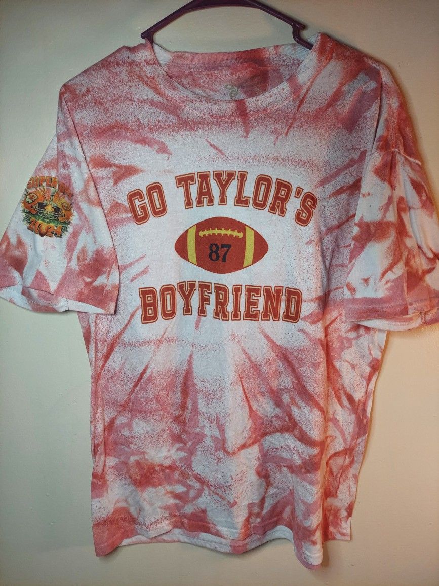 Super Bowl 2024 San Francisco Taylor's Boyfriend Shirt Size LG Must Pick Up