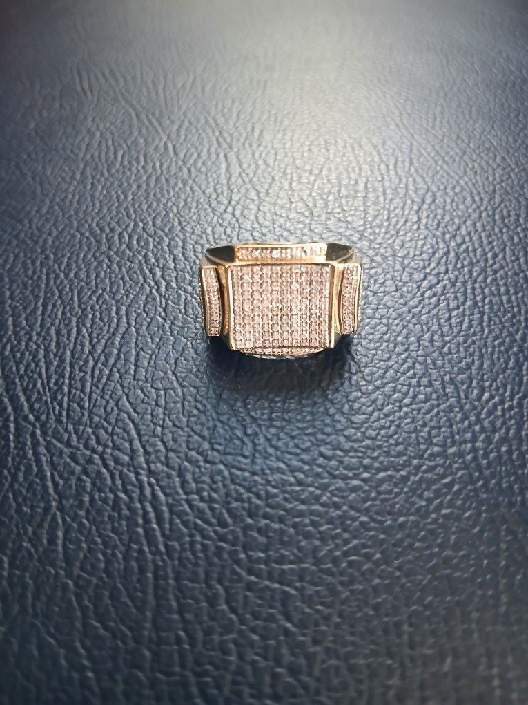 10kt Diamond Ring Natural Size 7 Pinky Ring