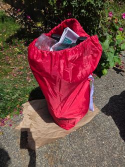 Evenflo Pack and Play with Bug Net Dome
