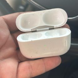 AirPod Pro Charging Case