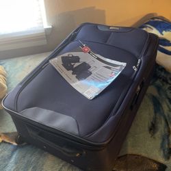 Fairfield Suitcase NIB 