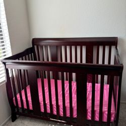 4 In 1 Baby crib