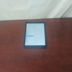 iPad Air (A1474) Grey Serial: DMPML6FGFK11