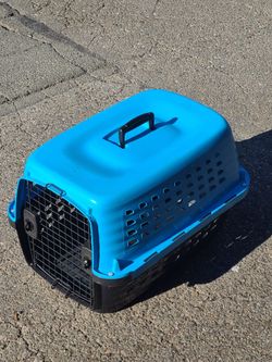 Pet carrier kennel