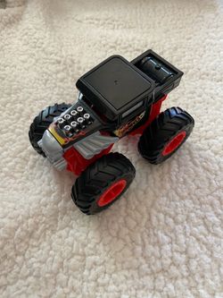 Self-driving HotWheels Monster Truck