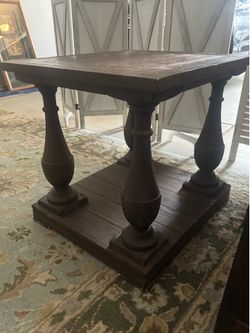 Balustrade RH style side table