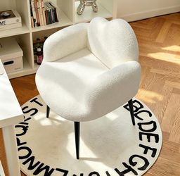 Vanity chair