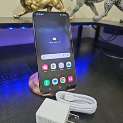 Unlocked Samsung Galaxy S23