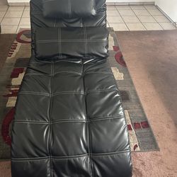 Leather Lounge Chair